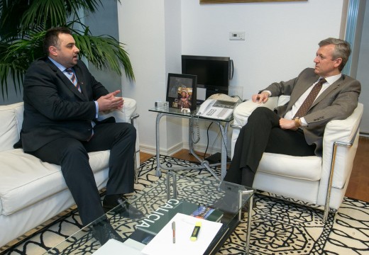O Vicepresidente da Xunta reúnese en Santiago co novo cónsul de Romanía, Marian Popescu